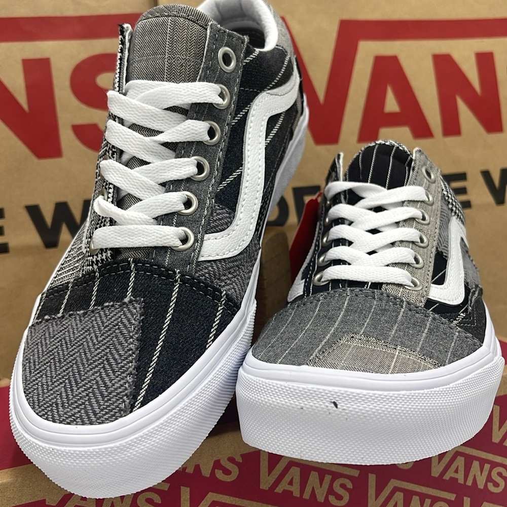 Vans WMNS Black and Gray Sneakers Old Skool Patchwork 
Conference Call Suiting - Picture 4 of 16